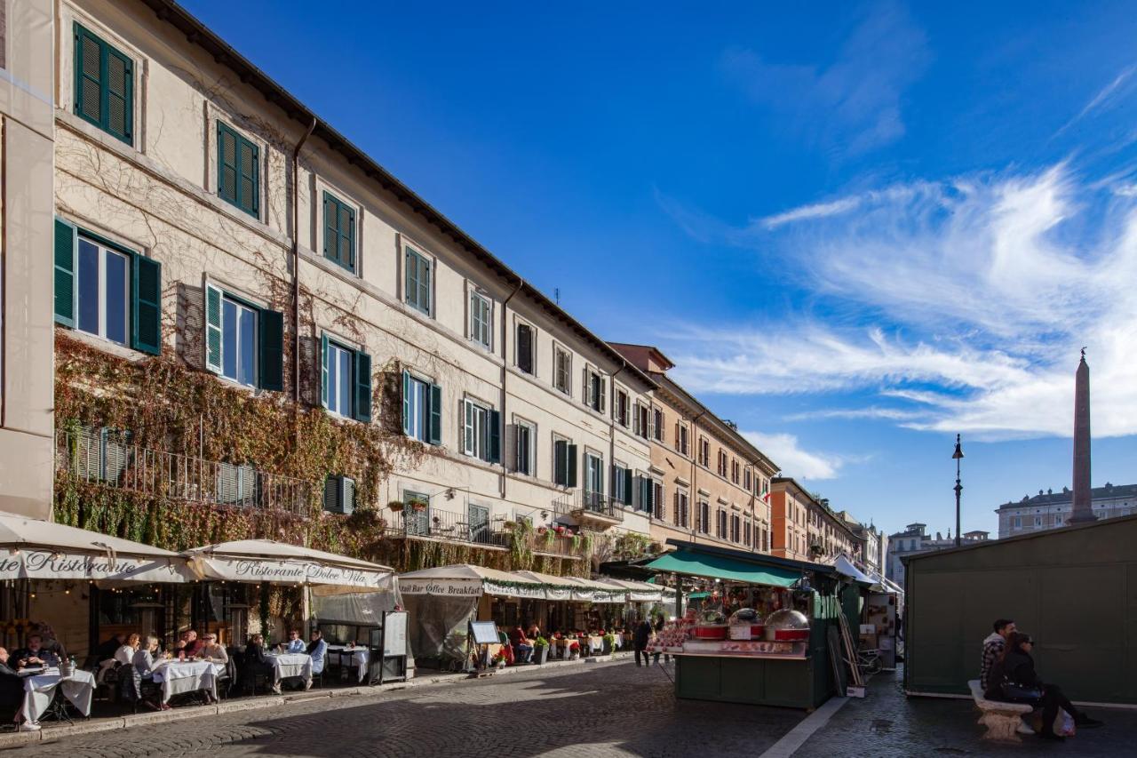 Отель Migliori Collection Piazza Navona Рим Экстерьер фото